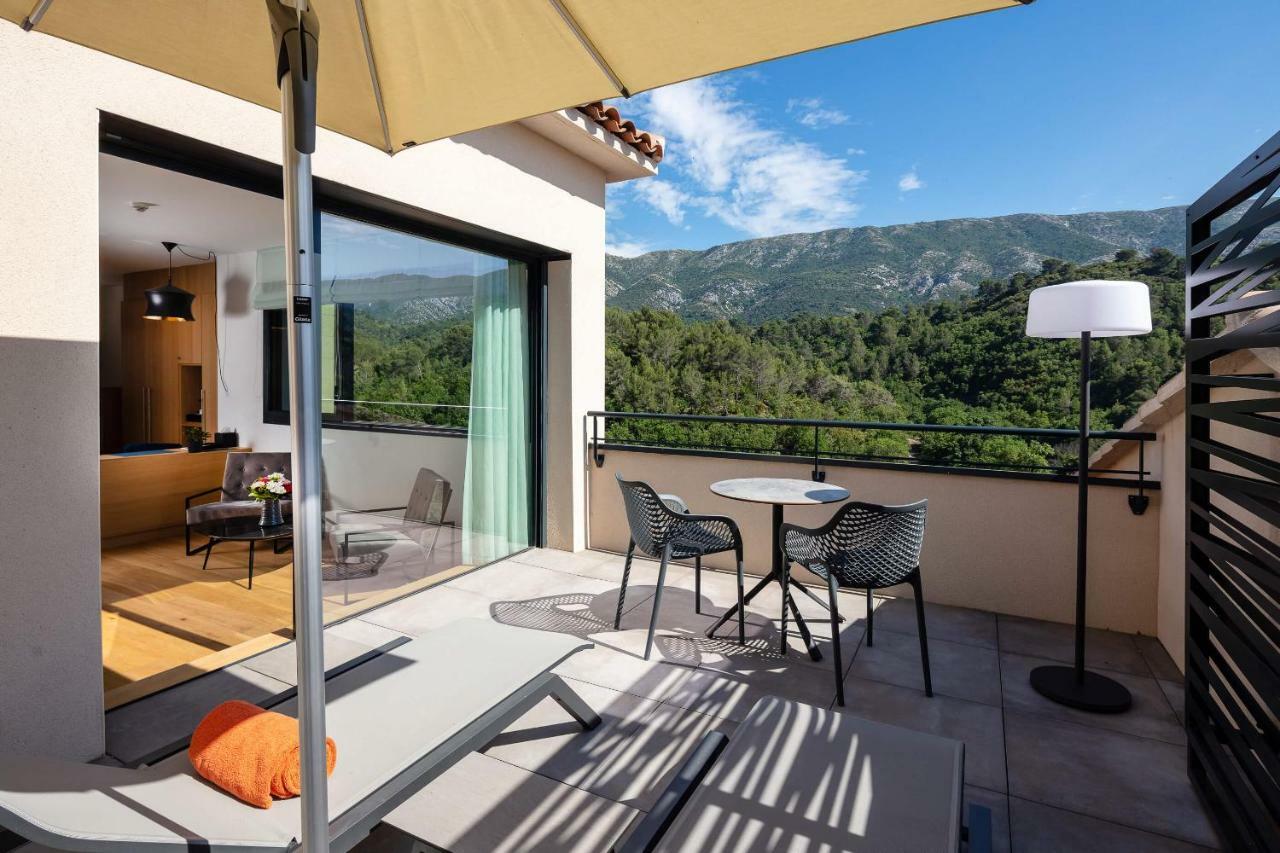 Hotel Sainte Victoire Vauvenargues Exterior photo
